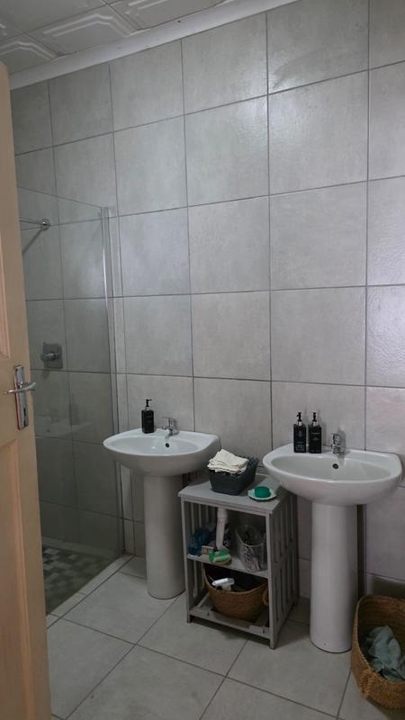 3 Bedroom Property for Sale in Albertinia Western Cape